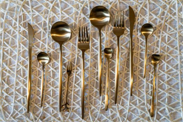 Set de Cubiertos Gold