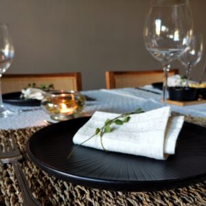 Set de 6 platos negros labrados 26 cm